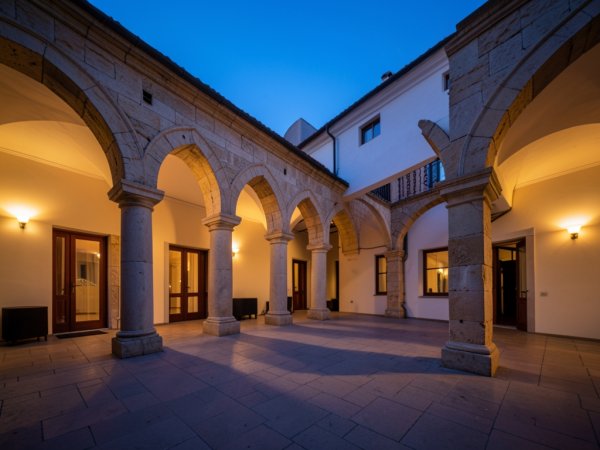 How to map luxury stays to ancient dig sites