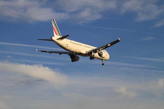 Cash vs Miles Showdown Table — 2026 Air France LAX to Papeete