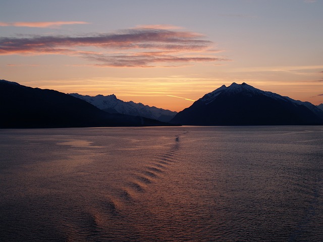 The evidence: live 2026 fares under 9 — 2026 Glacier Bay flights to Gustavus