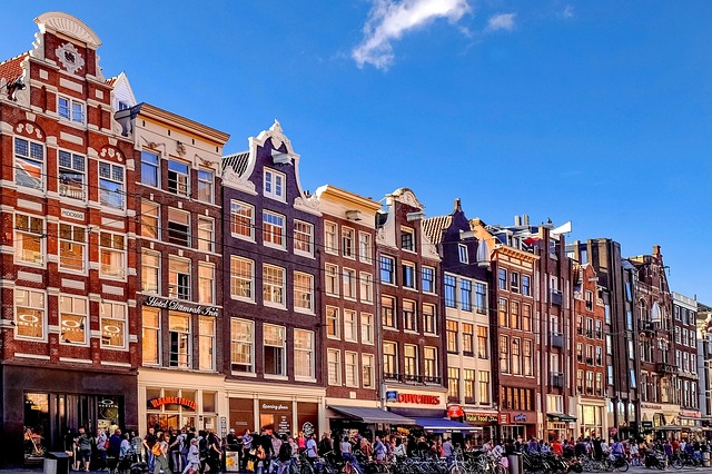 What the Data Doesn't Tell You — Amsterdam Business Class Flights