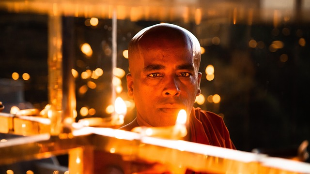 monk buddhist temple sri lankan culture