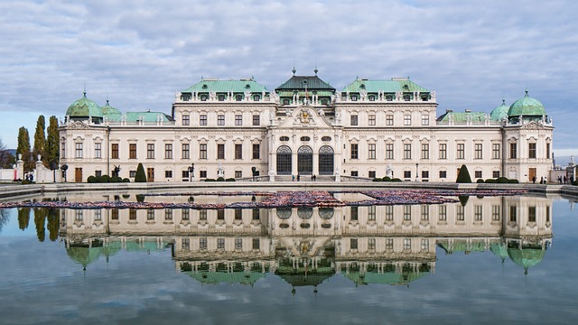Direct vs Consolidator vs Miles — Cheap business class to Vienna 2026