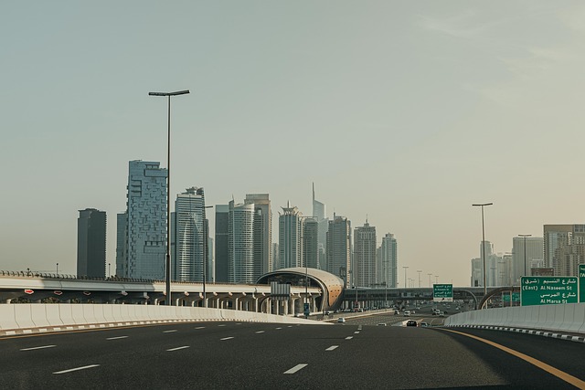 Cash Fare vs Award Redemption — Dubai Business Class Under ,000