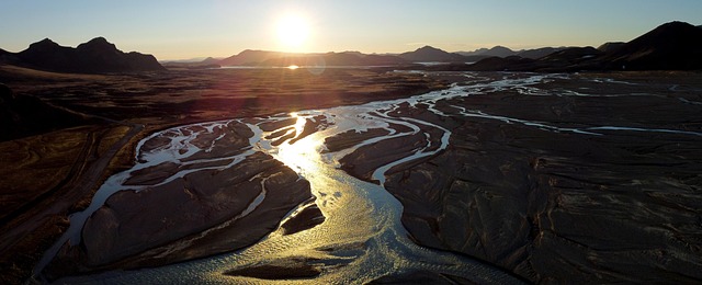 Define the two Iceland options — Iceland Ring Road 2026