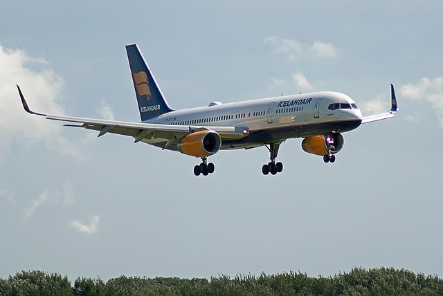 Direct vs OTA vs Miles — Icelandair Business Class to Reykjavik 2026