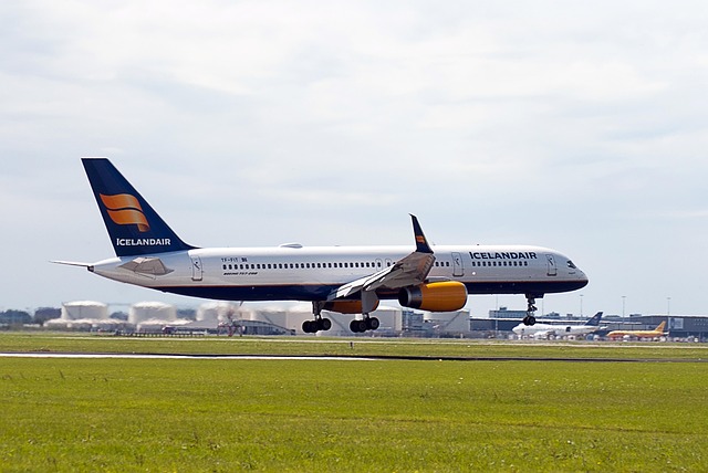 Live Price Checks — Icelandair Business Class to Reykjavik 2026