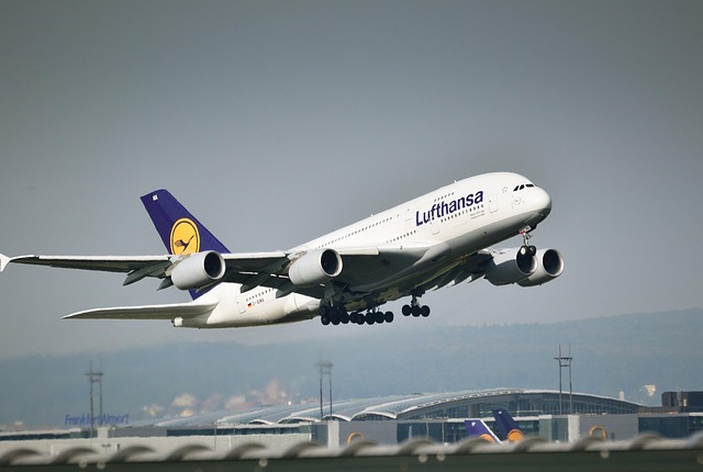 Which program should price it — Lufthansa 2026 award chart