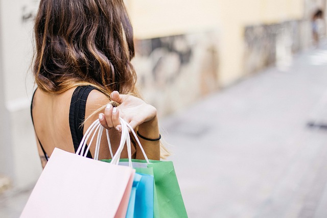 Check or Ship: Decision Table — Oversized Bag Rules 2026