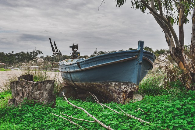 boat old decay rusty grounded abandoned