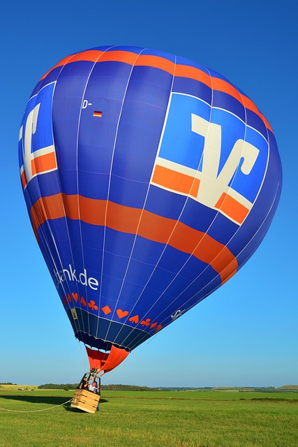 hot air balloon ballooning adventure rise fun