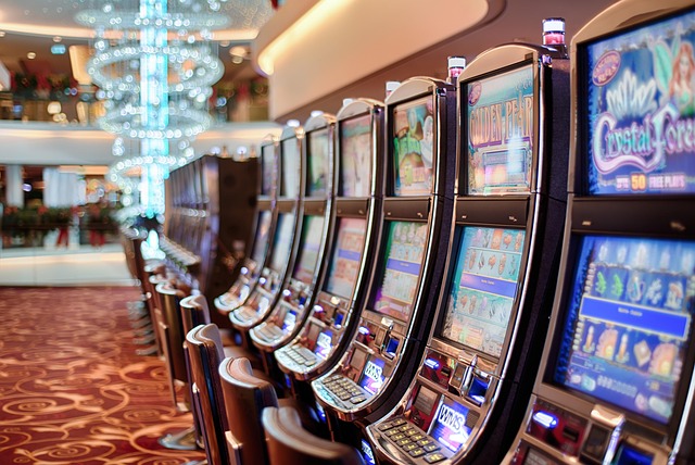 gambling slot machine casino game play win jackpot chance luck money vegas fortune risk casino casino casino casino casi