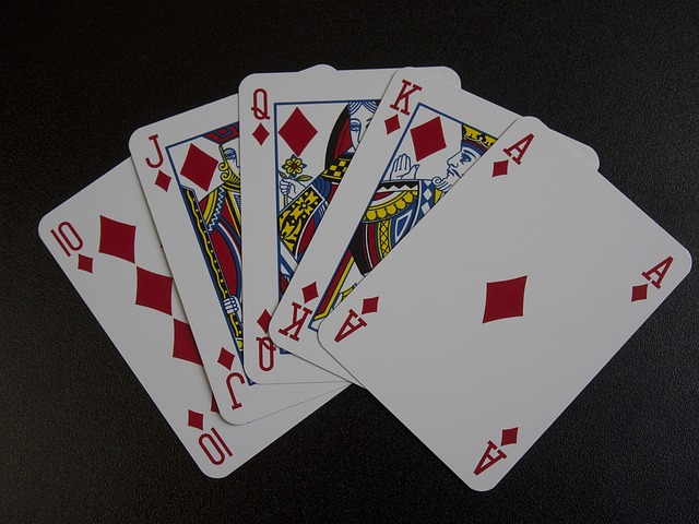 playing cards royal flush poker diamonds game gambling trumpf win row road playing cards playing cards royal flush royal