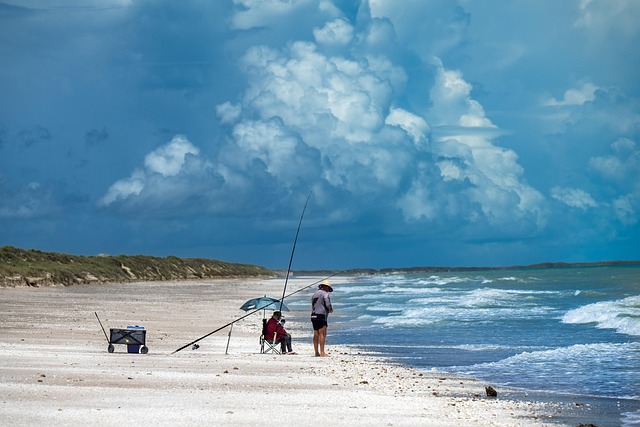 eighty mile beach fishing beach nature western australia north west coast indian ocean nyangumarta people sea ocean sky