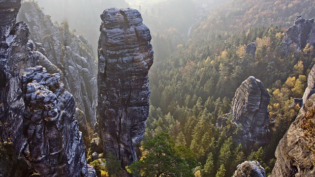 Common Mistakes — Strange rock catches scientist's eye during