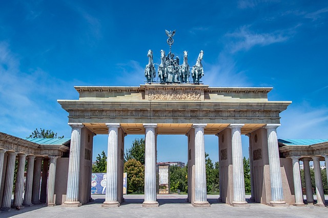 Common Mistakes — Sub-0 business-class Europe error fares
