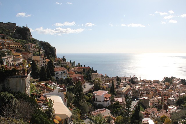 Key Factors to Consider — Taormina Grand Hotel Timeo