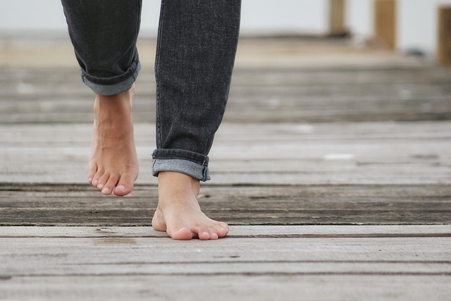 Insider Tactics — These Barefoot Travelers Refuse to Put
