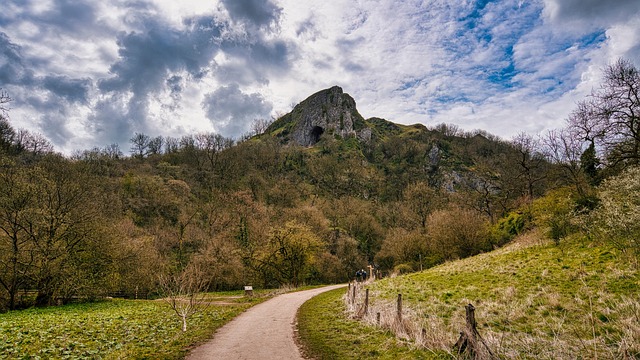 cave peak manifold valley countyside wetton mill district united kingdom thors cave staffordshire landscape