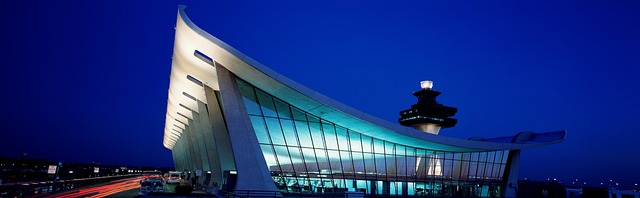How It Works — United Airlines CEO on international expansion,
