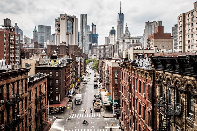 Why Is Real-Time Data Analysis Critical for Building Stakeholder Trust