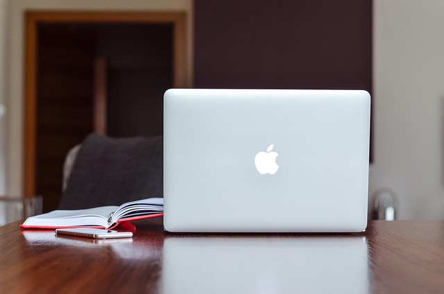 When to Post and Engage to Maximize Reach Among Engineering and Design Audiences