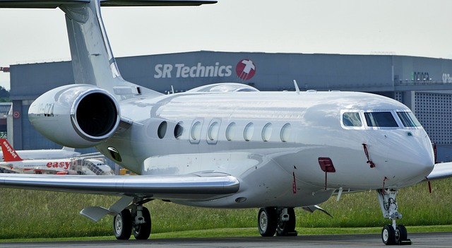 Transfer tactics and booking windows to secure the best private flight prices