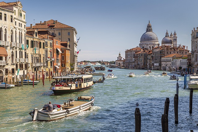Quick flight tips for Venice escapes