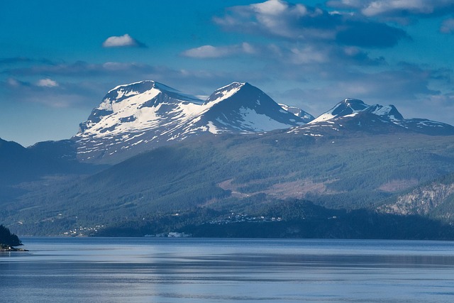 Sustainable travel tips for Nordic coolcations