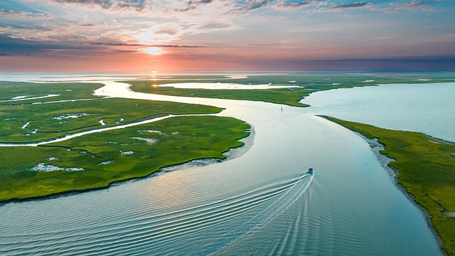 What Cities Offer the Best Value for Cheap Northeast Foliage Getaways