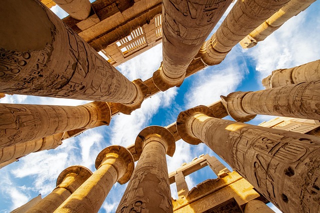 How to combine Nile Christian sites with a cost-effective flight route