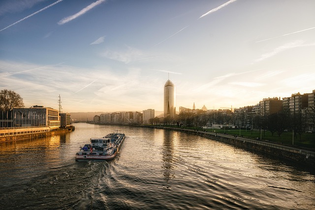 How far in advance should you book August flights to major cities to avoid peak pricing